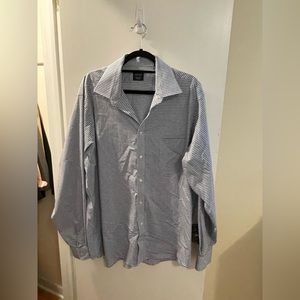 Men’s XL dress shirt